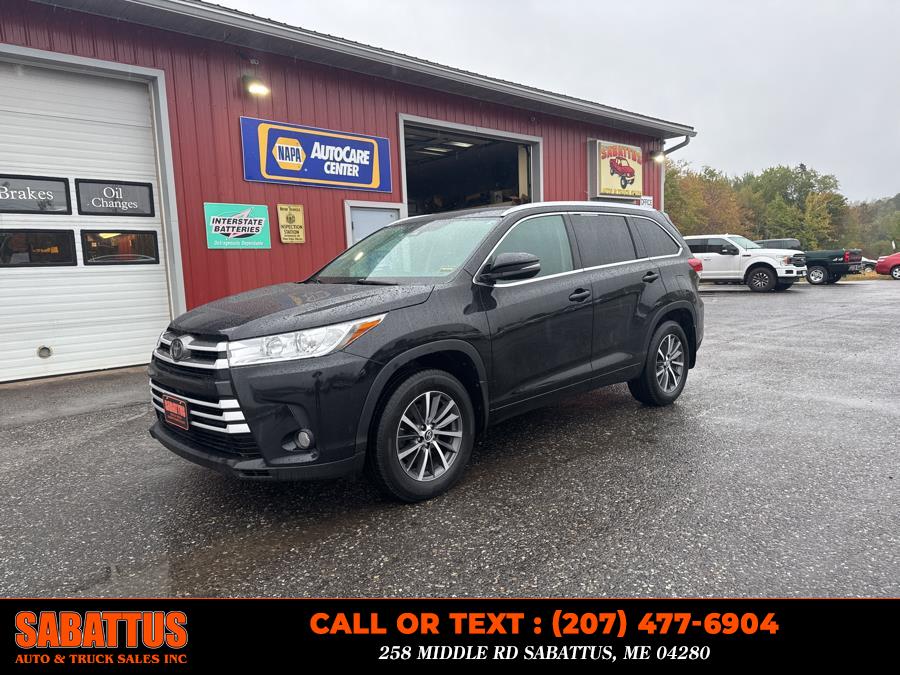 2018 Toyota Highlander XLE V6 AWD (Natl), available for sale in Sabattus, Maine | Sabattus Auto and Truck Sales Inc. Sabattus, Maine 2018 Toyota Highlander XLE V6 AWD (Natl), available for sale in Sabattus, Maine | Sabattus Auto and Truck Sales Inc. Sabattus, Maine
