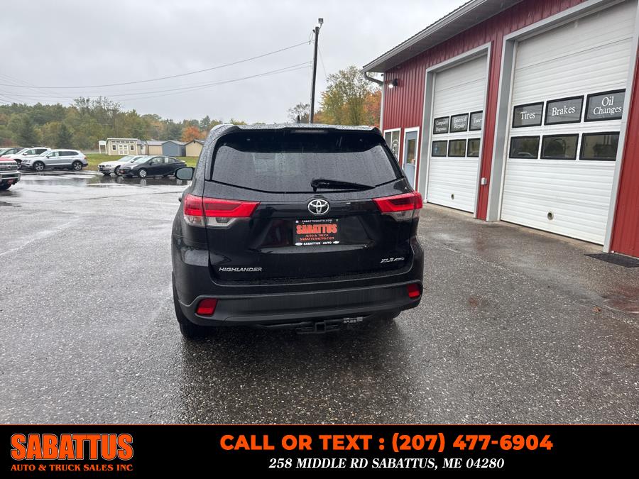 2018 Toyota Highlander XLE V6 AWD (Natl), available for sale in Sabattus, Maine | Sabattus Auto and Truck Sales Inc. Sabattus, Maine 2018 Toyota Highlander XLE V6 AWD (Natl), available for sale in Sabattus, Maine | Sabattus Auto and Truck Sales Inc. Sabattus, Maine