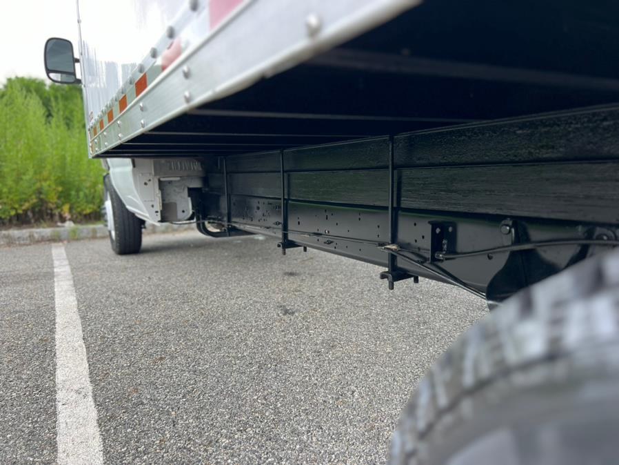 2019 Ford E-350 E-Series Cutaway 16FT MORGAN DRY BOX 176" WB, available for sale in Paterson, New Jersey | Speedway Commercial Motors LLC. Paterson, New Jersey 2019 Ford E-350 E-Series Cutaway 16FT MORGAN DRY BOX 176" WB, available for sale in Paterson, New Jersey | Speedway Commercial Motors LLC. Paterson, New Jersey