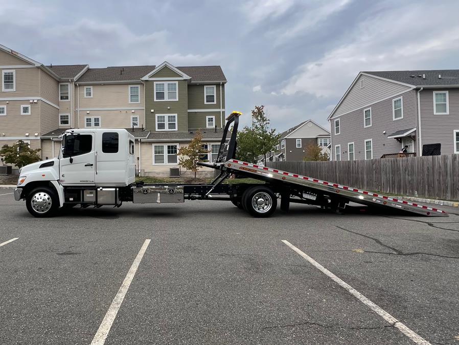 2025 HINO L6 EXTENDED CAB JERR-DAN ROLLBACK Jerr-Dan 22NGAF6T-W-LP Rollback Body 22 ft x 102, available for sale in Paterson, New Jersey | Speedway Commercial Motors LLC. Paterson, New Jersey 2025 HINO L6 EXTENDED CAB JERR-DAN ROLLBACK Jerr-Dan 22NGAF6T-W-LP Rollback Body 22 ft x 102, available for sale in Paterson, New Jersey | Speedway Commercial Motors LLC. Paterson, New Jersey
