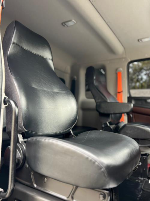 2025 HINO L6 EXTENDED CAB JERR-DAN ROLLBACK Jerr-Dan 22NGAF6T-W-LP Rollback Body 22 ft x 102, available for sale in Paterson, New Jersey | Speedway Commercial Motors LLC. Paterson, New Jersey 2025 HINO L6 EXTENDED CAB JERR-DAN ROLLBACK Jerr-Dan 22NGAF6T-W-LP Rollback Body 22 ft x 102, available for sale in Paterson, New Jersey | Speedway Commercial Motors LLC. Paterson, New Jersey