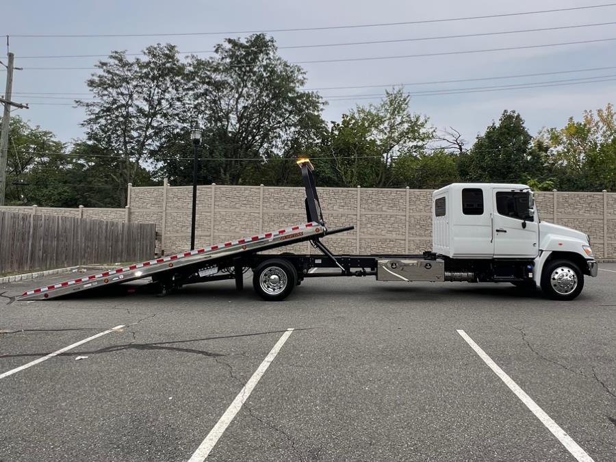 2025 HINO L6 EXTENDED CAB JERR-DAN ROLLBACK Jerr-Dan 22NGAF6T-W-LP Rollback Body 22 ft x 102, available for sale in Paterson, New Jersey | Speedway Commercial Motors LLC. Paterson, New Jersey 2025 HINO L6 EXTENDED CAB JERR-DAN ROLLBACK Jerr-Dan 22NGAF6T-W-LP Rollback Body 22 ft x 102, available for sale in Paterson, New Jersey | Speedway Commercial Motors LLC. Paterson, New Jersey
