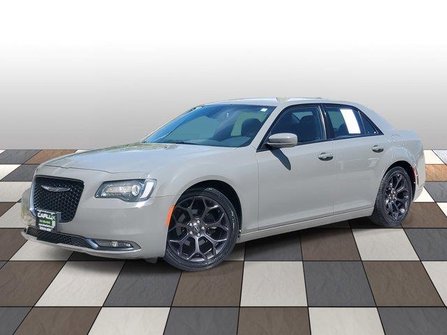Used 2019 Chrysler 300 in Fort Lauderdale, Florida | CarLux Fort Lauderdale. Fort Lauderdale, Florida