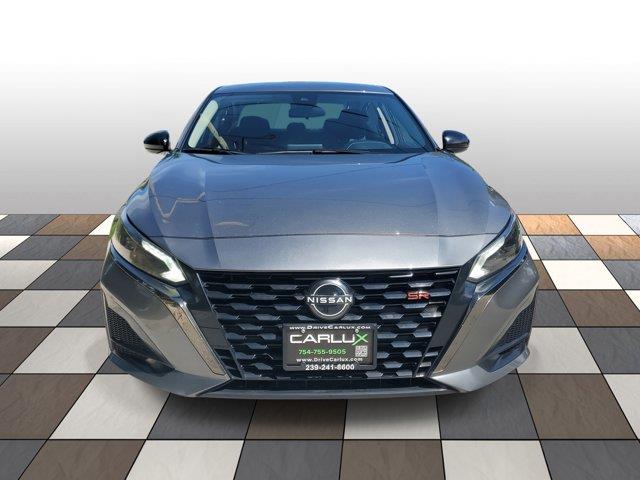 2024 Nissan Altima 2.5 SR photo 2