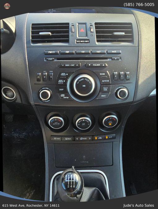 2013 Mazda Mazda3 i Touring Hatchback 4D, available for sale in Wolcott, New York | Auto Hunter CNY. Wolcott, New York 2013 Mazda Mazda3 i Touring Hatchback 4D, available for sale in Wolcott, New York | Auto Hunter CNY. Wolcott, New York