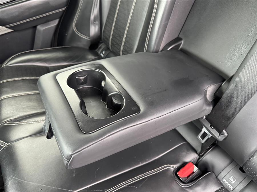 2018 Land Rover Range Rover Velar HSE R-Dynamic, available for sale in Floral Park, New York | Shop Auto NY. Floral Park, New York 2018 Land Rover Range Rover Velar HSE R-Dynamic, available for sale in Floral Park, New York | Shop Auto NY. Floral Park, New York