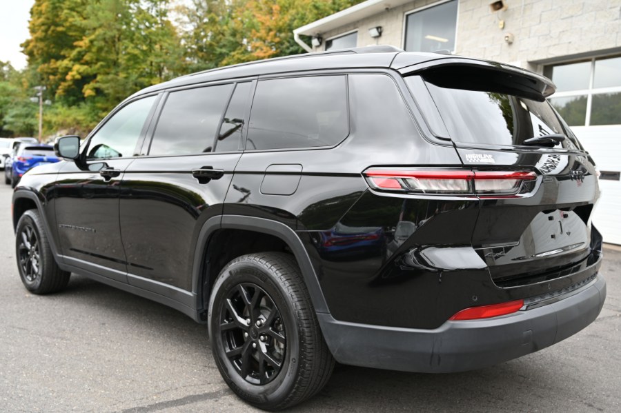 2024 Jeep Grand Cherokee Laredo photo 4