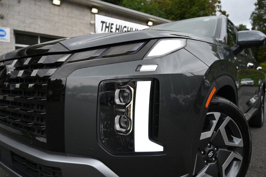 2024 Hyundai Palisade Limited photo 3