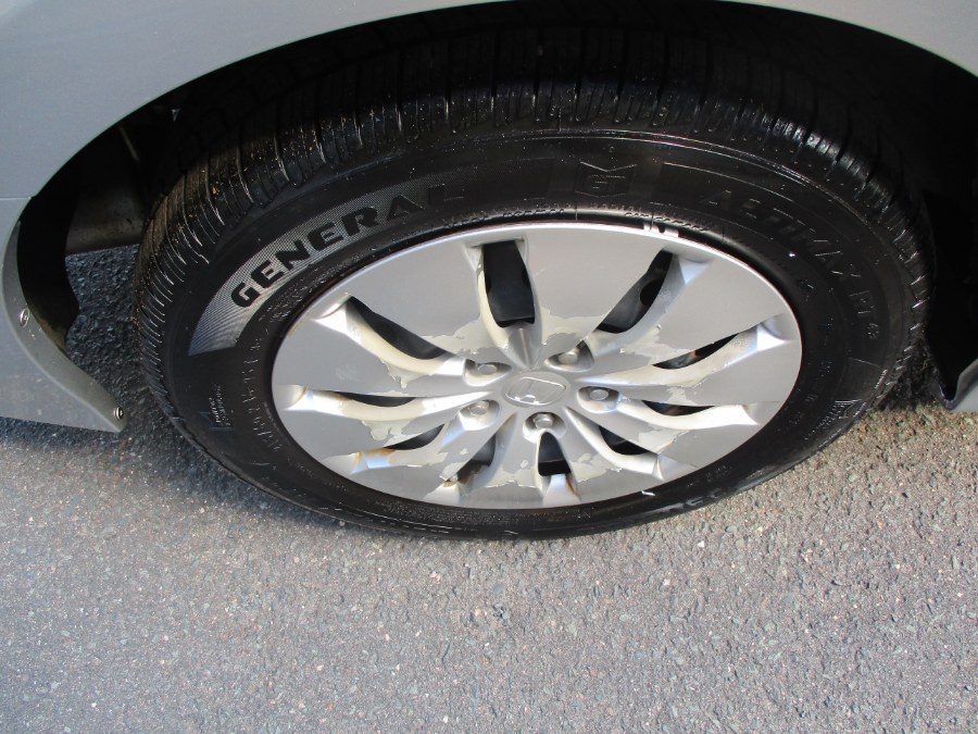 2009 Honda Accord Sdn LX, available for sale in Meriden, Connecticut | Cos Central Auto. Meriden, Connecticut 2009 Honda Accord Sdn LX, available for sale in Meriden, Connecticut | Cos Central Auto. Meriden, Connecticut