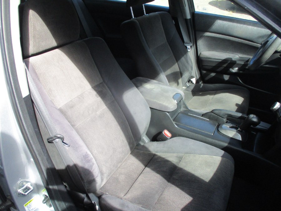 2009 Honda Accord Sdn LX, available for sale in Meriden, Connecticut | Cos Central Auto. Meriden, Connecticut 2009 Honda Accord Sdn LX, available for sale in Meriden, Connecticut | Cos Central Auto. Meriden, Connecticut