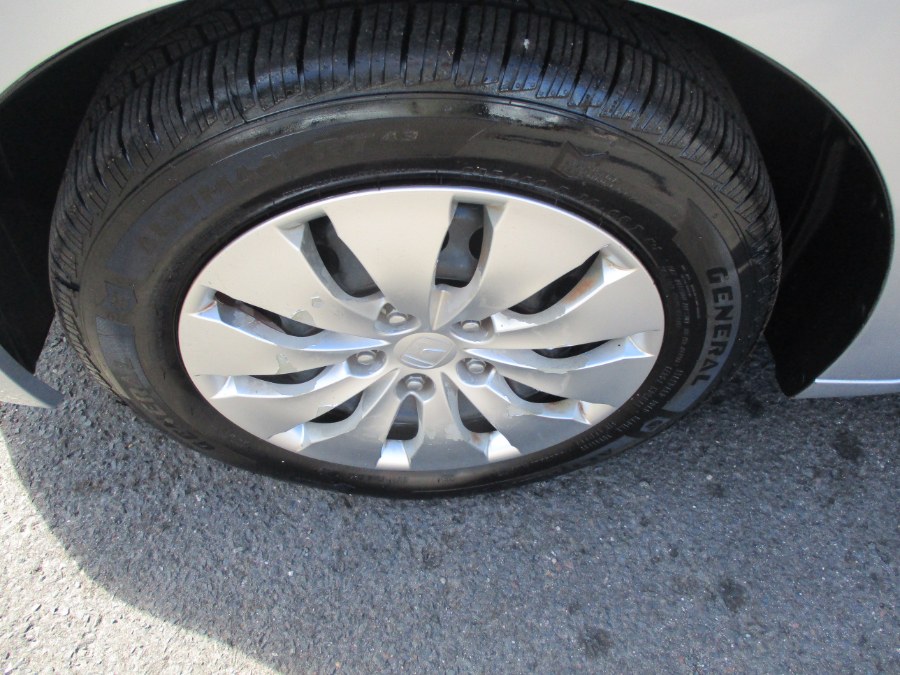 2009 Honda Accord Sdn LX, available for sale in Meriden, Connecticut | Cos Central Auto. Meriden, Connecticut 2009 Honda Accord Sdn LX, available for sale in Meriden, Connecticut | Cos Central Auto. Meriden, Connecticut
