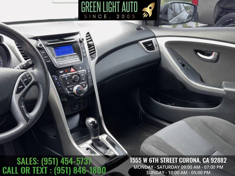 2017 Hyundai Elantra GT Base Value Edition Tech photo 17