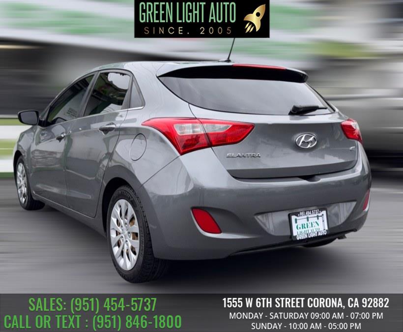 2017 Hyundai Elantra GT Base Value Edition Tech photo 8