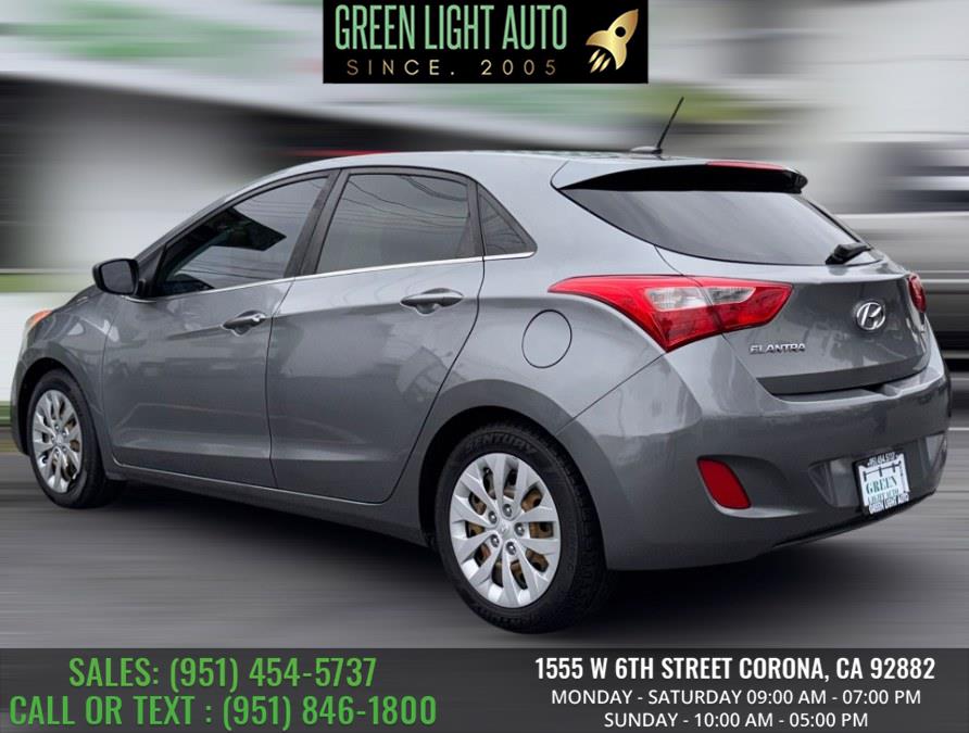 2017 Hyundai Elantra GT Base Value Edition Tech photo 9