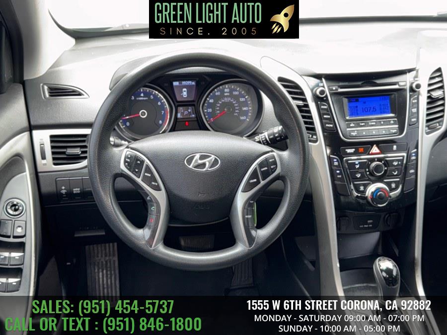 2017 Hyundai Elantra GT Base Value Edition Tech photo 18