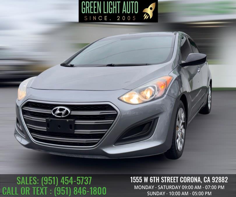 2017 Hyundai Elantra GT Base Value Edition Tech photo 3