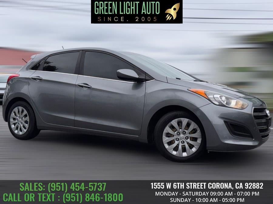 2017 Hyundai Elantra GT Base Value Edition Tech photo 2