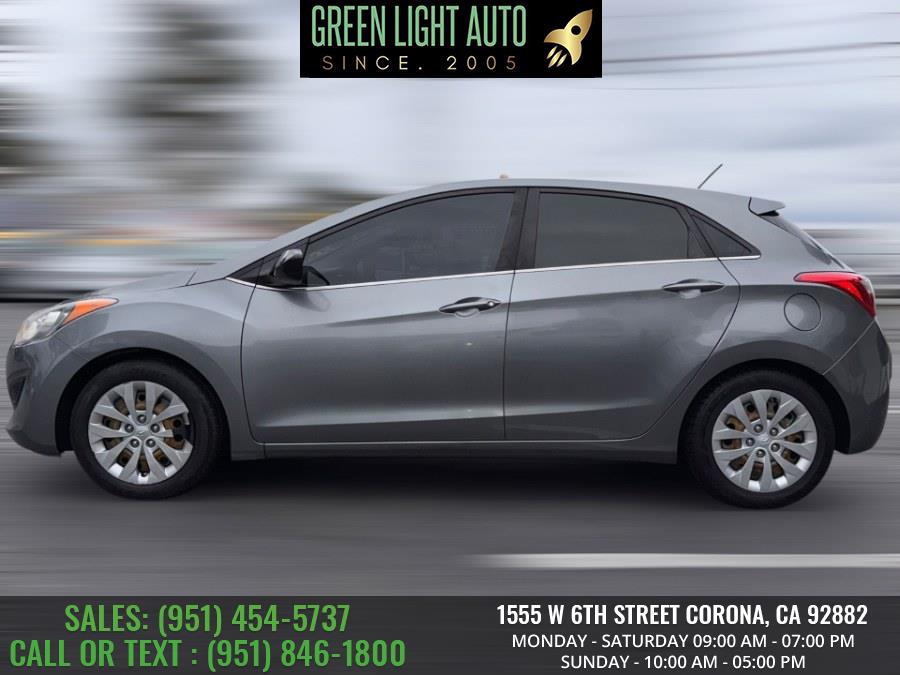 2017 Hyundai Elantra GT Base Value Edition Tech photo 5