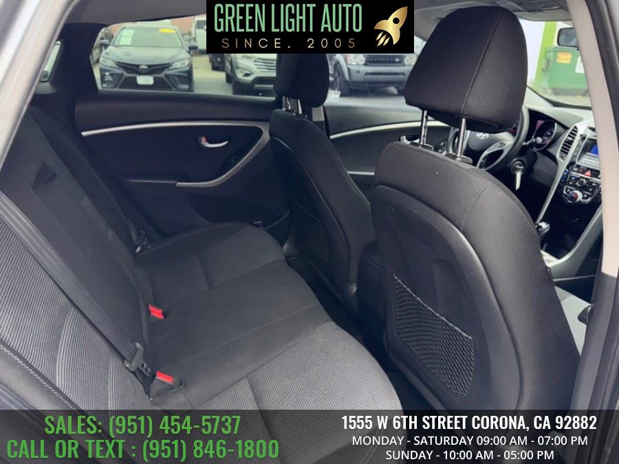 2017 Hyundai Elantra GT Base Value Edition Tech photo 20