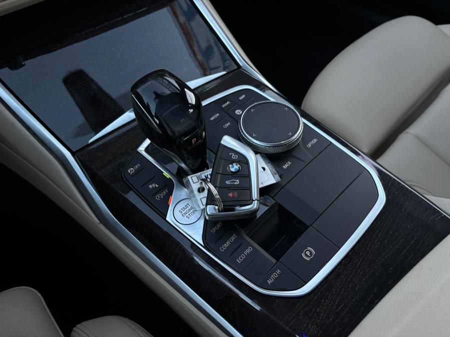 2019 BMW 3 Series 330i xDrive Sedan, available for sale in Brooklyn, New York | Carsbuck Inc.. Brooklyn, New York 2019 BMW 3 Series 330i xDrive Sedan, available for sale in Brooklyn, New York | Carsbuck Inc.. Brooklyn, New York