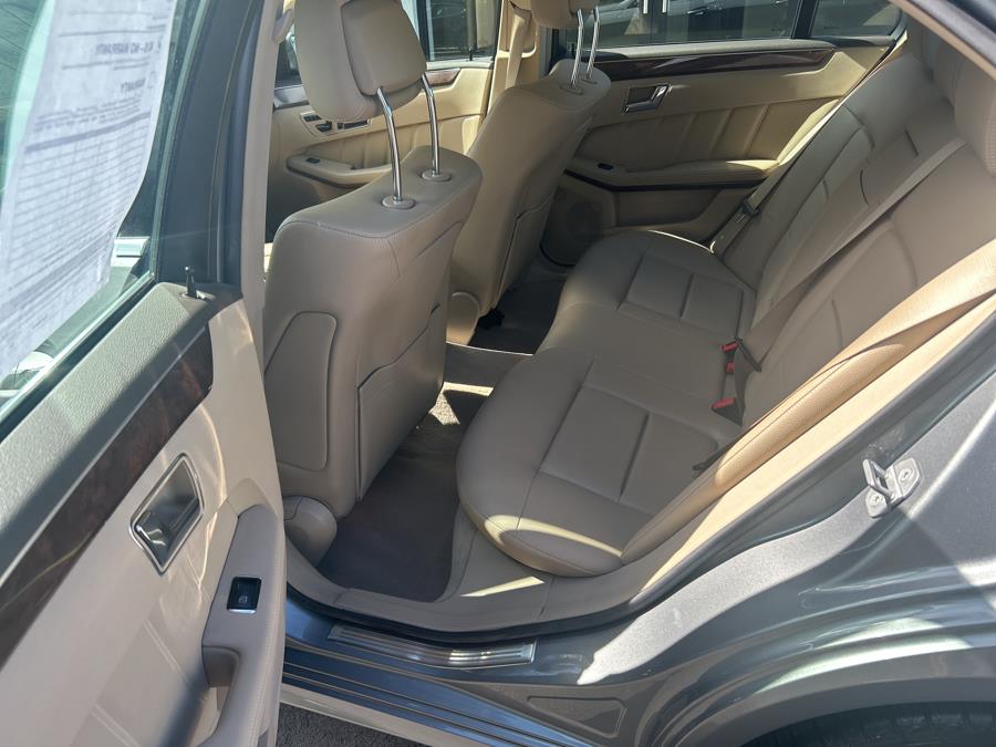 2011 Mercedes-Benz E-Class 4dr Sdn E350 Luxury 4MATIC, available for sale in Middletown, Connecticut | Newfield Auto Sales. Middletown, Connecticut 2011 Mercedes-Benz E-Class 4dr Sdn E350 Luxury 4MATIC, available for sale in Middletown, Connecticut | Newfield Auto Sales. Middletown, Connecticut