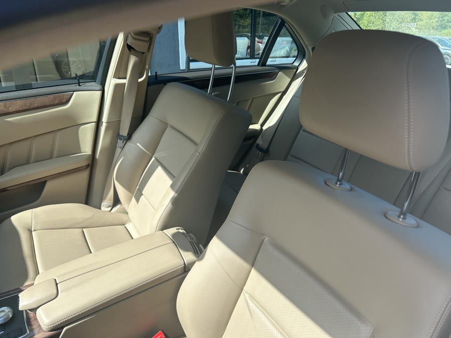 2011 Mercedes-Benz E-Class 4dr Sdn E350 Luxury 4MATIC, available for sale in Middletown, Connecticut | Newfield Auto Sales. Middletown, Connecticut 2011 Mercedes-Benz E-Class 4dr Sdn E350 Luxury 4MATIC, available for sale in Middletown, Connecticut | Newfield Auto Sales. Middletown, Connecticut