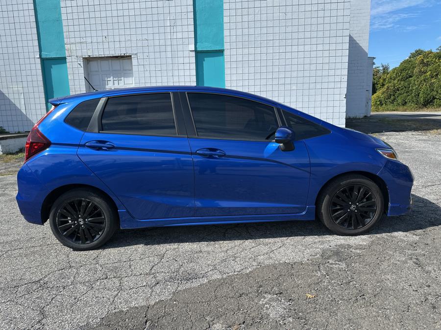 Used 2018 Honda Fit in Milford, Connecticut | Dealertown Auto Wholesalers. Milford, Connecticut