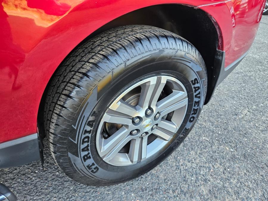 2013 Chevrolet Traverse FWD 4dr LT w/2LT Leather & Sunroof, available for sale in East Windsor, Connecticut | Toro Auto. East Windsor, Connecticut 2013 Chevrolet Traverse FWD 4dr LT w/2LT Leather & Sunroof, available for sale in East Windsor, Connecticut | Toro Auto. East Windsor, Connecticut