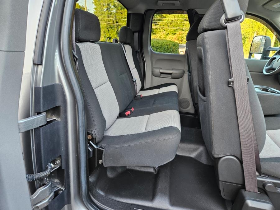 2008 Chevrolet Silverado 1500 4WD Ext Cab 143.5" Work Truck, available for sale in East Windsor, Connecticut | Toro Auto. East Windsor, Connecticut 2008 Chevrolet Silverado 1500 4WD Ext Cab 143.5" Work Truck, available for sale in East Windsor, Connecticut | Toro Auto. East Windsor, Connecticut