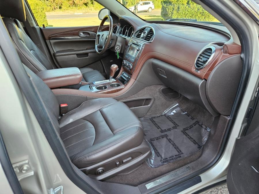 2014 Buick Enclave AWD 4dr Premium, available for sale in East Windsor, Connecticut | Toro Auto. East Windsor, Connecticut 2014 Buick Enclave AWD 4dr Premium, available for sale in East Windsor, Connecticut | Toro Auto. East Windsor, Connecticut