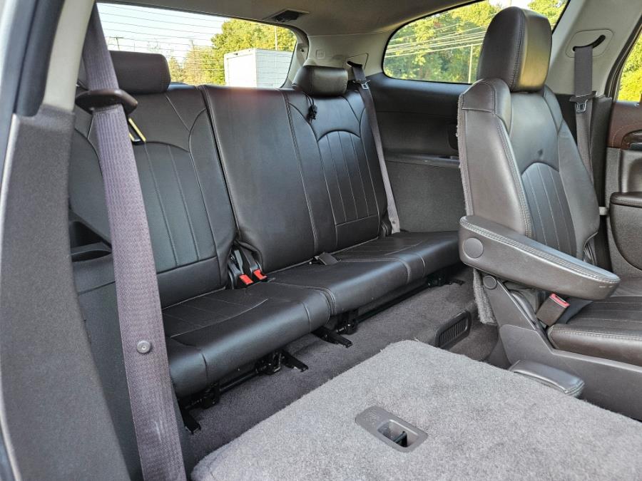 2014 Buick Enclave AWD 4dr Premium, available for sale in East Windsor, Connecticut | Toro Auto. East Windsor, Connecticut 2014 Buick Enclave AWD 4dr Premium, available for sale in East Windsor, Connecticut | Toro Auto. East Windsor, Connecticut