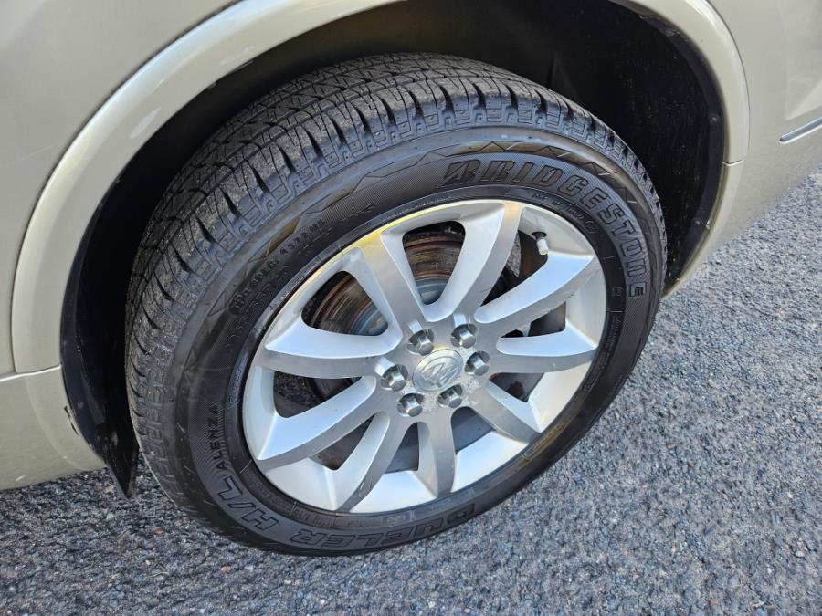 2014 Buick Enclave AWD 4dr Premium, available for sale in East Windsor, Connecticut | Toro Auto. East Windsor, Connecticut 2014 Buick Enclave AWD 4dr Premium, available for sale in East Windsor, Connecticut | Toro Auto. East Windsor, Connecticut