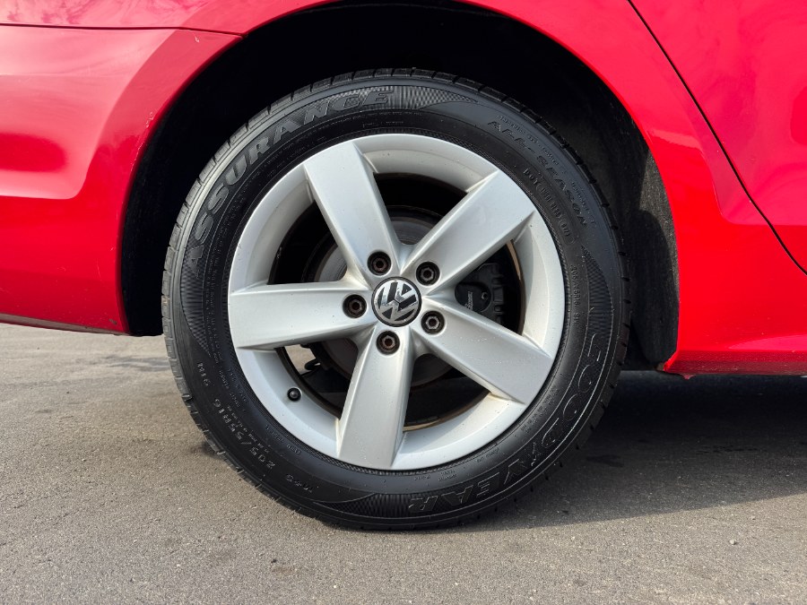 2013 Volkswagen Jetta Sedan 4dr DSG TDI, available for sale in Ortonville, Michigan | Marsh Auto Sales LLC. Ortonville, Michigan 2013 Volkswagen Jetta Sedan 4dr DSG TDI, available for sale in Ortonville, Michigan | Marsh Auto Sales LLC. Ortonville, Michigan