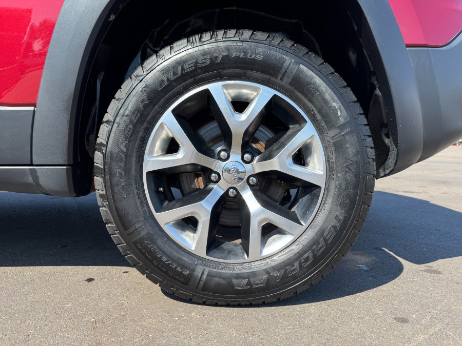 2014 Jeep Cherokee 4WD 4dr Trailhawk, available for sale in Ortonville, Michigan | Marsh Auto Sales LLC. Ortonville, Michigan 2014 Jeep Cherokee 4WD 4dr Trailhawk, available for sale in Ortonville, Michigan | Marsh Auto Sales LLC. Ortonville, Michigan