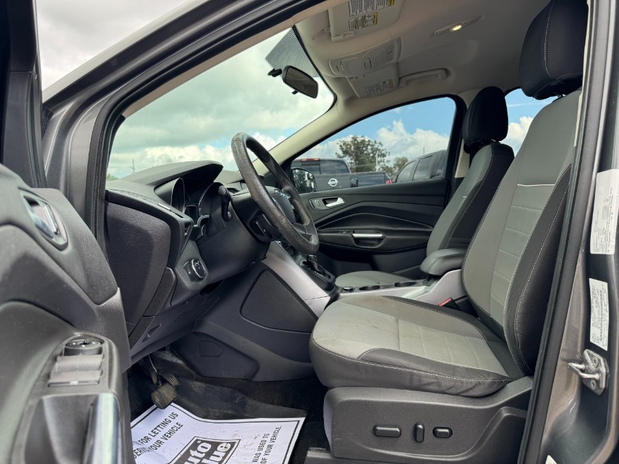 2014 Ford Escape 4WD 4dr SE, available for sale in Ortonville, Michigan | Marsh Auto Sales LLC. Ortonville, Michigan 2014 Ford Escape 4WD 4dr SE, available for sale in Ortonville, Michigan | Marsh Auto Sales LLC. Ortonville, Michigan