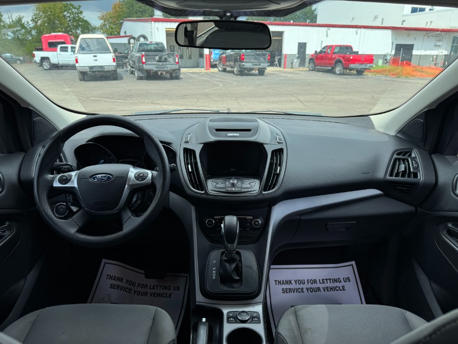 2014 Ford Escape 4WD 4dr SE, available for sale in Ortonville, Michigan | Marsh Auto Sales LLC. Ortonville, Michigan 2014 Ford Escape 4WD 4dr SE, available for sale in Ortonville, Michigan | Marsh Auto Sales LLC. Ortonville, Michigan