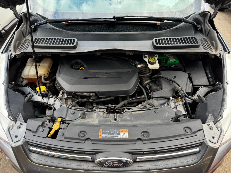 2014 Ford Escape 4WD 4dr SE, available for sale in Ortonville, Michigan | Marsh Auto Sales LLC. Ortonville, Michigan 2014 Ford Escape 4WD 4dr SE, available for sale in Ortonville, Michigan | Marsh Auto Sales LLC. Ortonville, Michigan