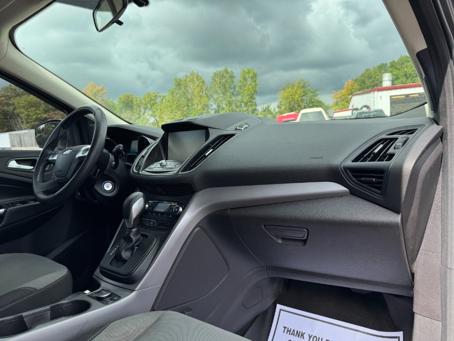 2014 Ford Escape 4WD 4dr SE, available for sale in Ortonville, Michigan | Marsh Auto Sales LLC. Ortonville, Michigan 2014 Ford Escape 4WD 4dr SE, available for sale in Ortonville, Michigan | Marsh Auto Sales LLC. Ortonville, Michigan