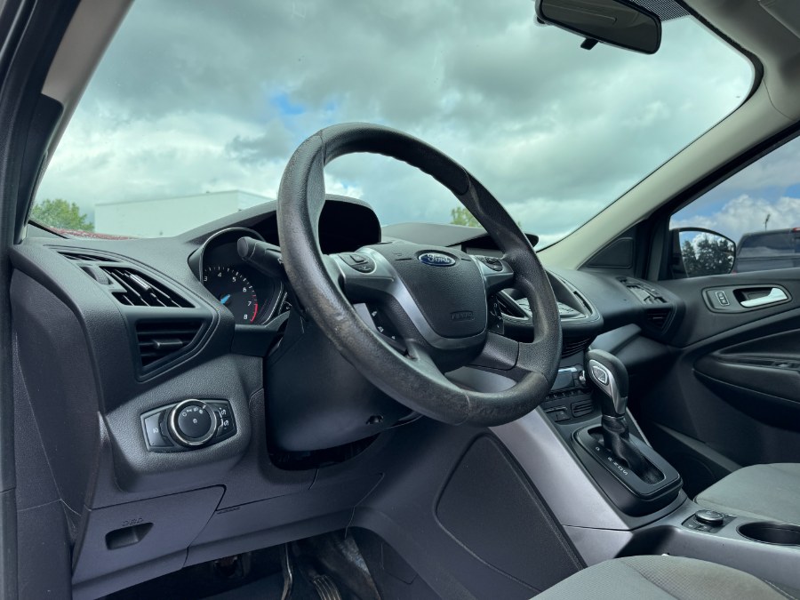 2014 Ford Escape 4WD 4dr SE, available for sale in Ortonville, Michigan | Marsh Auto Sales LLC. Ortonville, Michigan 2014 Ford Escape 4WD 4dr SE, available for sale in Ortonville, Michigan | Marsh Auto Sales LLC. Ortonville, Michigan