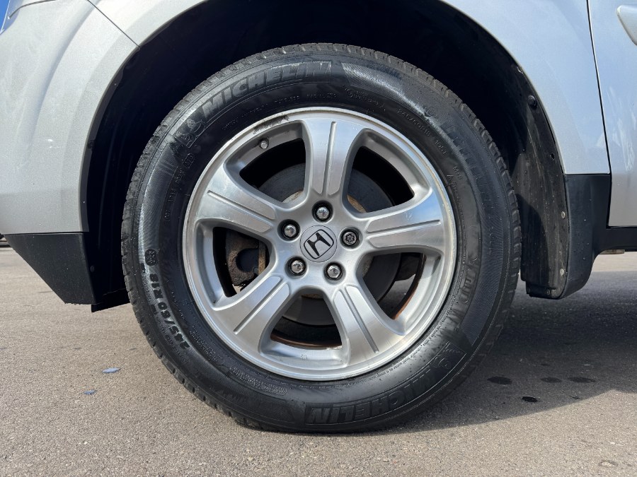 2013 Honda Pilot 4WD 4dr EX-L, available for sale in Ortonville, Michigan | Marsh Auto Sales LLC. Ortonville, Michigan 2013 Honda Pilot 4WD 4dr EX-L, available for sale in Ortonville, Michigan | Marsh Auto Sales LLC. Ortonville, Michigan