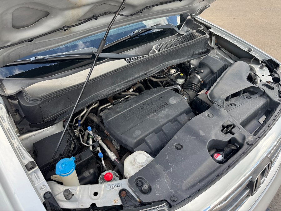 2013 Honda Pilot 4WD 4dr EX-L, available for sale in Ortonville, Michigan | Marsh Auto Sales LLC. Ortonville, Michigan 2013 Honda Pilot 4WD 4dr EX-L, available for sale in Ortonville, Michigan | Marsh Auto Sales LLC. Ortonville, Michigan