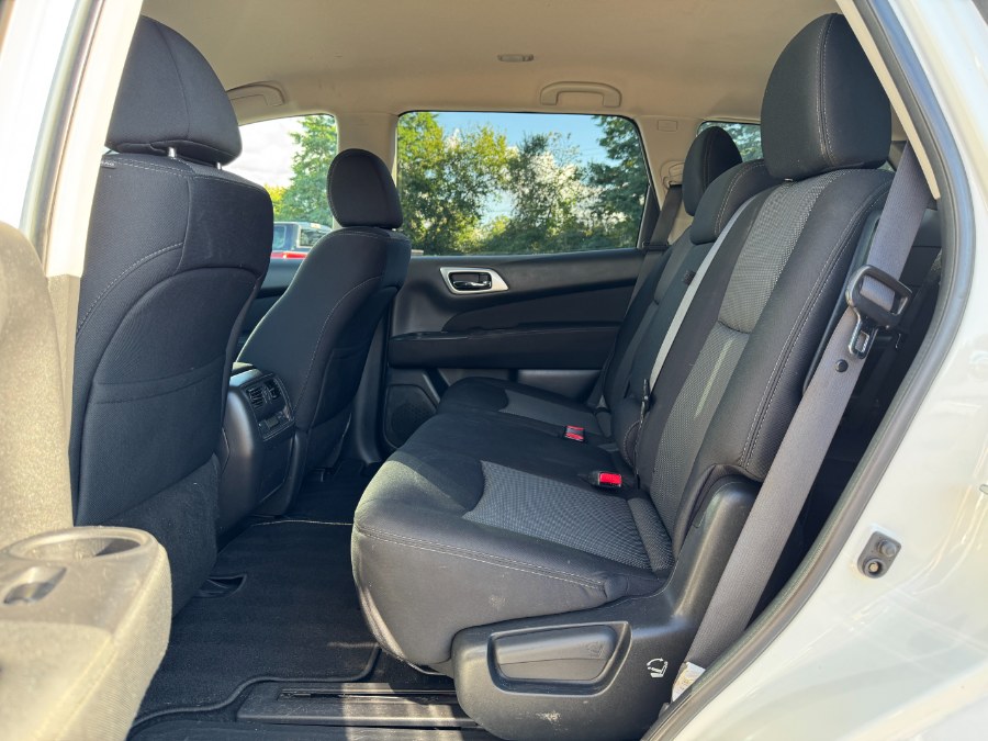 2017 Nissan Pathfinder 4x4 SV, available for sale in Ortonville, Michigan | Marsh Auto Sales LLC. Ortonville, Michigan 2017 Nissan Pathfinder 4x4 SV, available for sale in Ortonville, Michigan | Marsh Auto Sales LLC. Ortonville, Michigan
