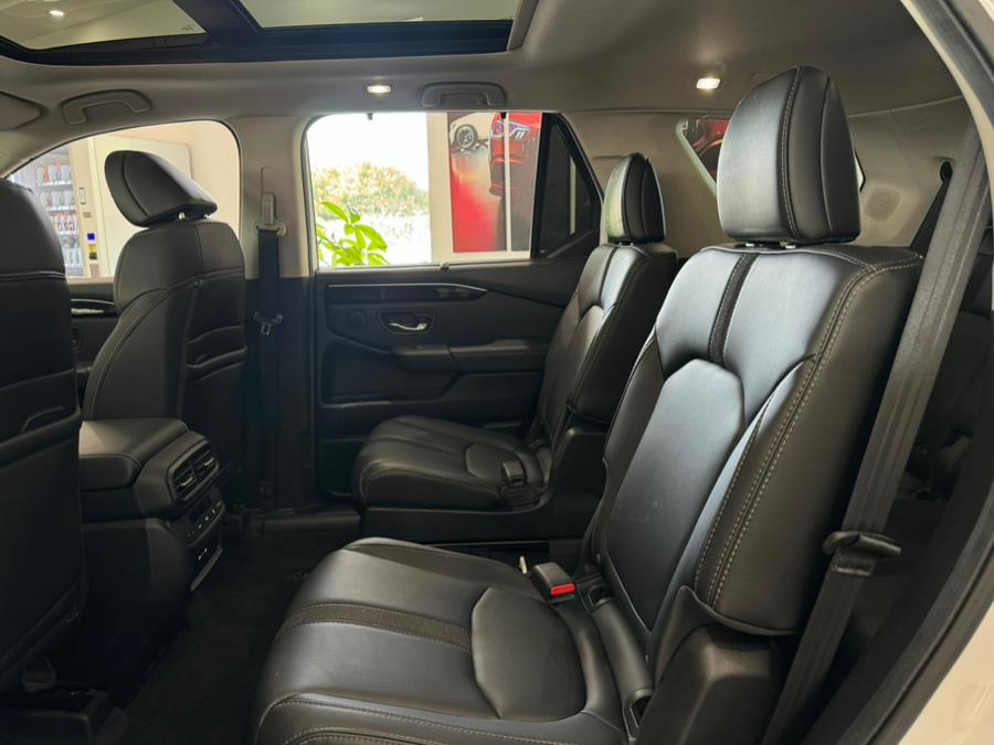 2025 Honda Pilot Touring AWD, available for sale in Franklin Square, New York | Luxury Motor Club. Franklin Square, New York 2025 Honda Pilot Touring AWD, available for sale in Franklin Square, New York | Luxury Motor Club. Franklin Square, New York