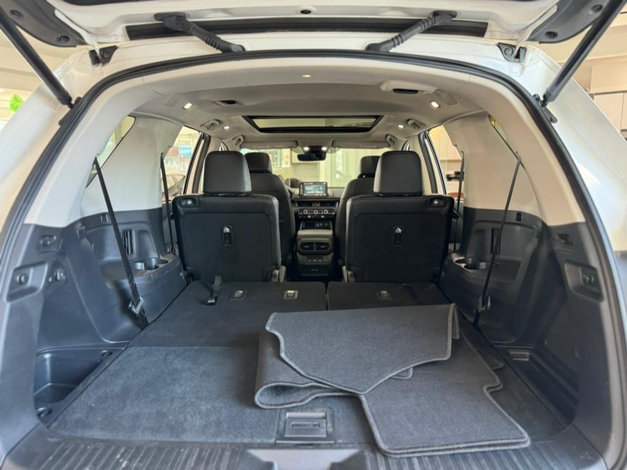 2025 Honda Pilot Touring AWD, available for sale in Franklin Square, New York | Luxury Motor Club. Franklin Square, New York 2025 Honda Pilot Touring AWD, available for sale in Franklin Square, New York | Luxury Motor Club. Franklin Square, New York