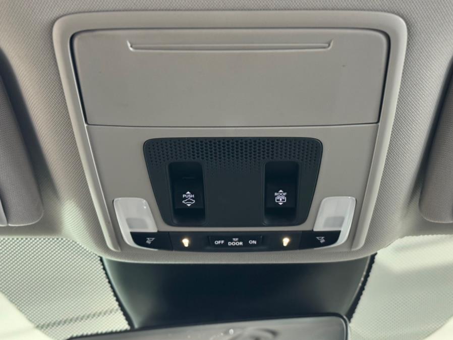 2025 Honda Pilot Touring AWD, available for sale in Franklin Square, New York | Luxury Motor Club. Franklin Square, New York 2025 Honda Pilot Touring AWD, available for sale in Franklin Square, New York | Luxury Motor Club. Franklin Square, New York