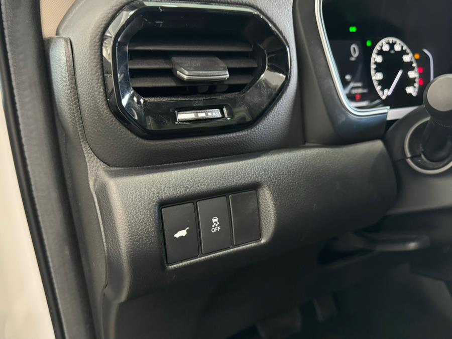 2025 Honda Pilot Touring AWD, available for sale in Franklin Square, New York | Luxury Motor Club. Franklin Square, New York 2025 Honda Pilot Touring AWD, available for sale in Franklin Square, New York | Luxury Motor Club. Franklin Square, New York