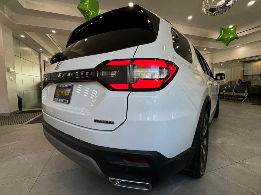 2025 Honda Pilot Touring AWD, available for sale in Franklin Square, New York | Luxury Motor Club. Franklin Square, New York 2025 Honda Pilot Touring AWD, available for sale in Franklin Square, New York | Luxury Motor Club. Franklin Square, New York