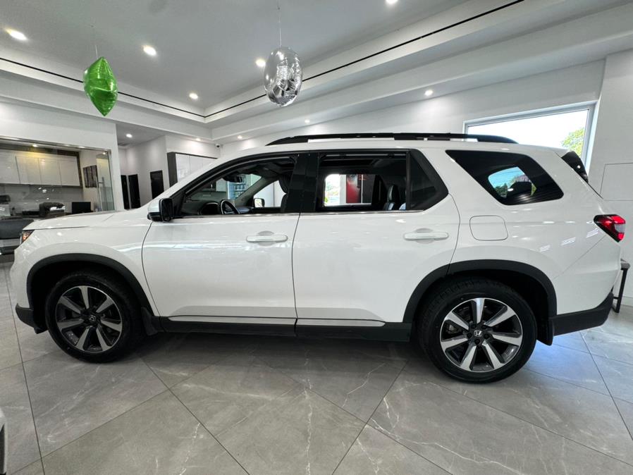2025 Honda Pilot Touring photo 4