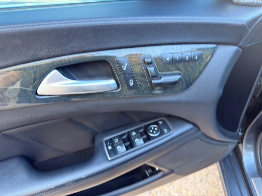 2014 Mercedes-Benz CLS-Class 4dr Sdn CLS550 4MATIC, available for sale in Manchester, Connecticut | Carsonmain LLC. Manchester, Connecticut 2014 Mercedes-Benz CLS-Class 4dr Sdn CLS550 4MATIC, available for sale in Manchester, Connecticut | Carsonmain LLC. Manchester, Connecticut