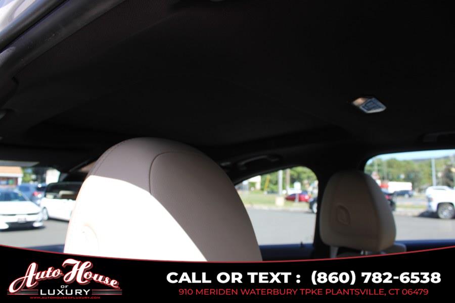 2019 BMW 3 Series 330i xDrive Sedan, available for sale in Plantsville, Connecticut | Auto House of Luxury. Plantsville, Connecticut 2019 BMW 3 Series 330i xDrive Sedan, available for sale in Plantsville, Connecticut | Auto House of Luxury. Plantsville, Connecticut